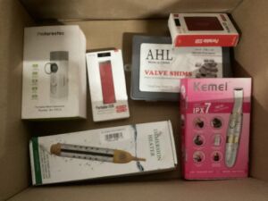 Box of Miscellaneous Small Items 