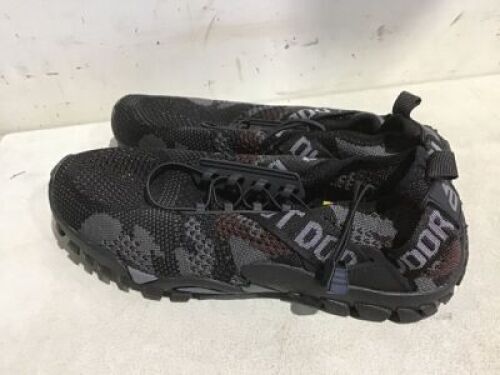 Pair of Mesh Sneakers -&nbsp;1 Size 43, 1 Size 44
