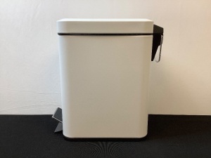 M Design, 5L Rectangle Step Trash Can