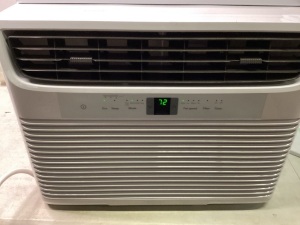 Frigidaire 12,000 BTU Room Air-Conditioner, 550 Sq.Ft.