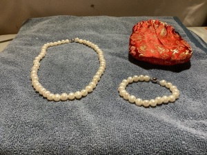 Real Pearl Necklace & Bracelet Set