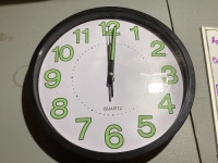 Quartz Wallclock with Gow in the Dark numbers