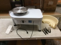 VEVOR 36cm Pottery Wheel&nbsp;with Foot Pedal 300W - Powers On Not Tested Further&nbsp;