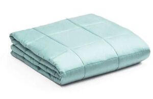 Premium Cooling 41 in. x 60 in. 7 lbs. Weighted Blanket