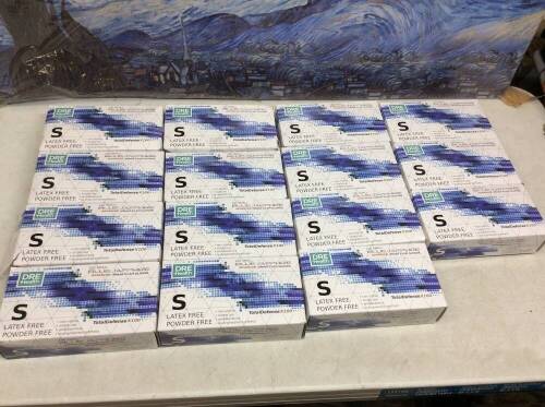 Lot of (15) DRE+lealth Powder Free Disposable Nitrile Gloves, Small, 100 ct - Appears New
