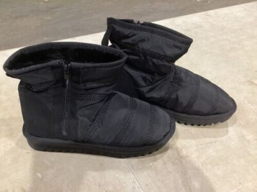 Black Snow Boots, Size 41&nbsp;