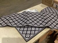 Set of Kitchen Rugs, 23.5" x 15.5", 46.5" x 15.5"&nbsp;