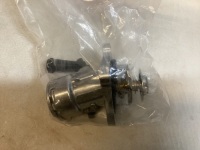 Thermostat Housing for Mercedes AMG 63 W221 W218 W216 W164 2007 2014 1562030475
