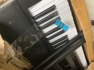 Keyboard / Piano