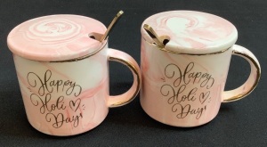 Set of 2 Holi Day Mugs with Lids & Spoons