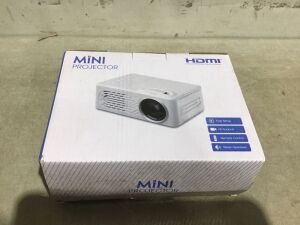 HDMI Mini Projector 