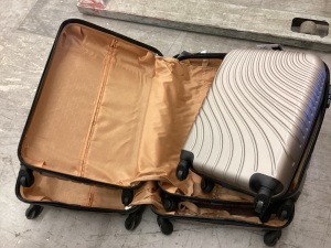 Fridtrip 3 Piece Luggage Set w/ 2 Hampers, Champagne