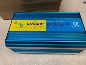 LVYUAN Pure Sine Wave Power Inverter 2500W / 5000W (Peak). Appears New