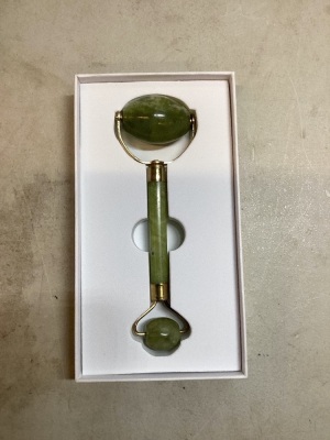 Large Jade Roller Facial Tool