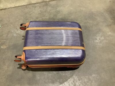 Hardcase Spinner Luggage - Dirty, No Key