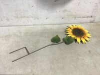 Lot of (24) Sunflower Garden Stakes, Multiple Sizes&nbsp;