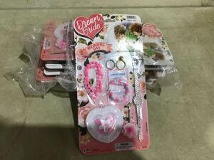 Case of Dream Bride Wedding Day Accessory Toy Set