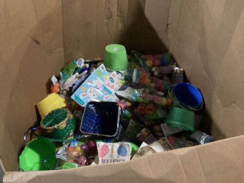 Large Lot of Easter Items&nbsp;