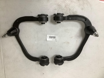 Set of Two Control Arms w/ Ball Joints