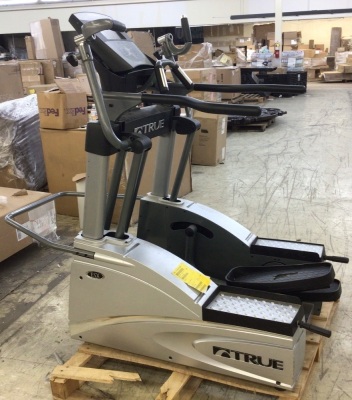 True Fitness Elliptical Trainer Machine