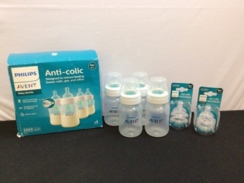 Bundle of Misc Philips Avent Baby Bottles & Nipples