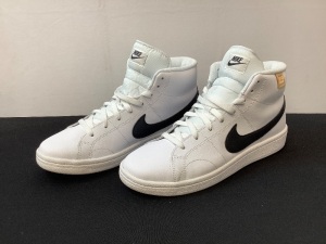 Mens Nike Shoes, 9